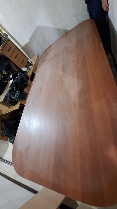 Продам столы в хорошем состоянии