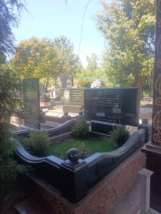 Изготовление и установка памятников.