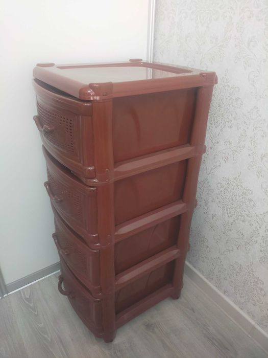 Шкаф из пластика комод