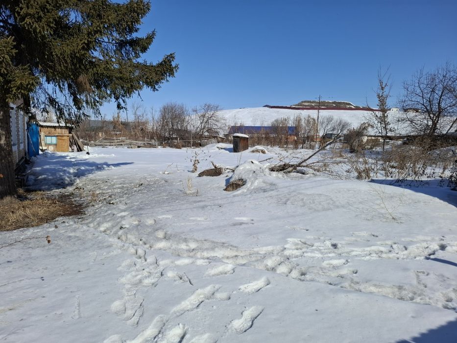 Продаётся двух комнатный дом в УлкенНарын