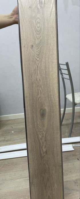 Ламинат новый, общ 25шт