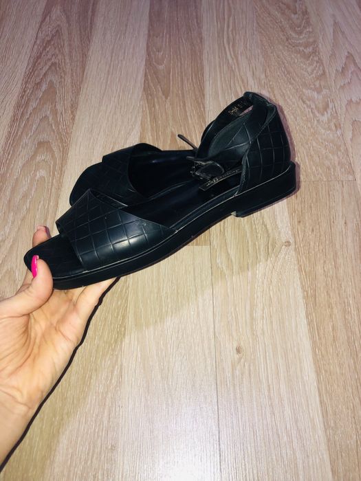 Летнии босоножки