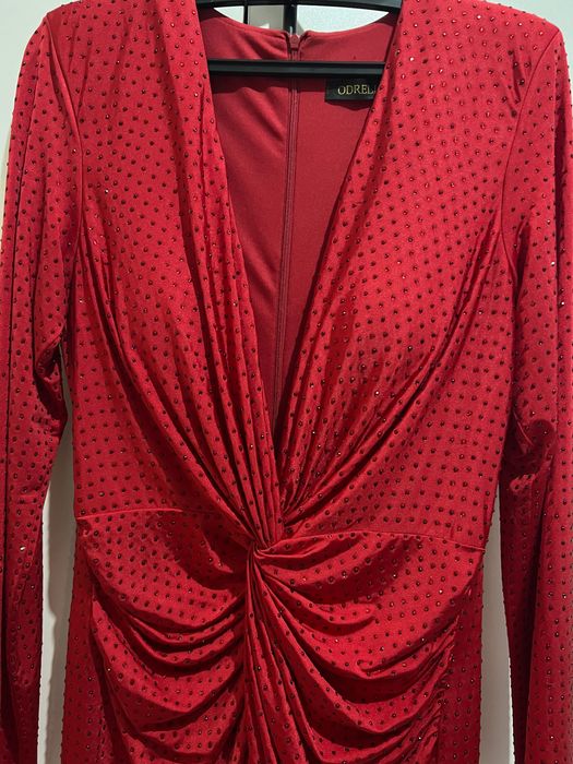 Красное платье 46-48 размера на выход