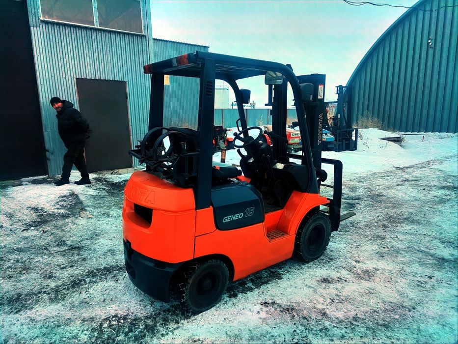 Продам вилочный погрузчик. Кара