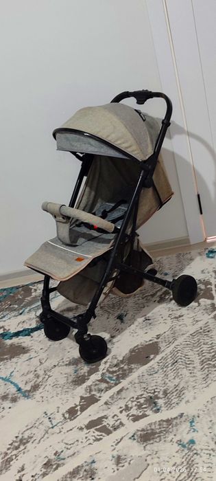 Коляска чемодан лёгкая