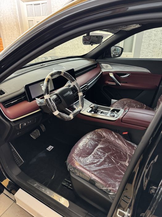 Jetour X70 Plus 2023 yil