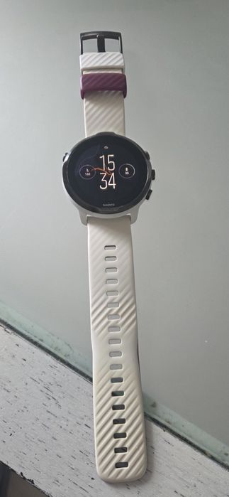 Suunto 7 white burgundy