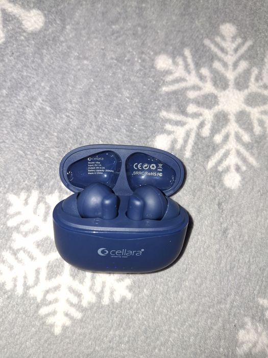 Casti cellara albastre