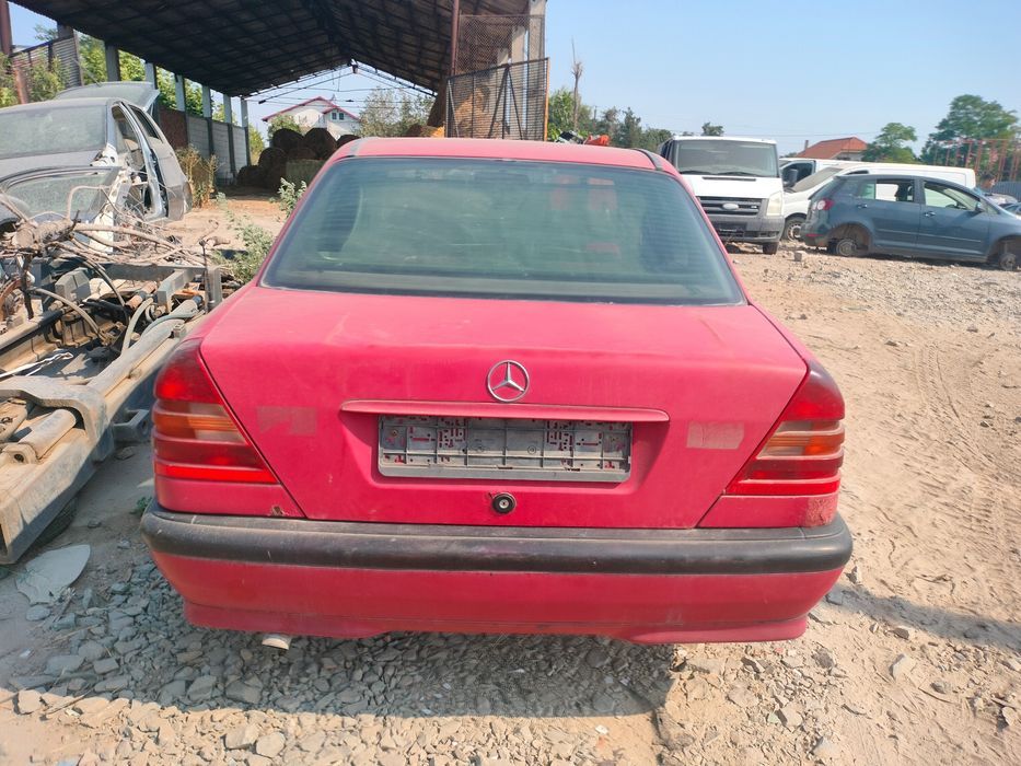 Dezmembrari Mercedes-Benz C-CLASS (W202) (1993-2001) C 200 D (202.120
