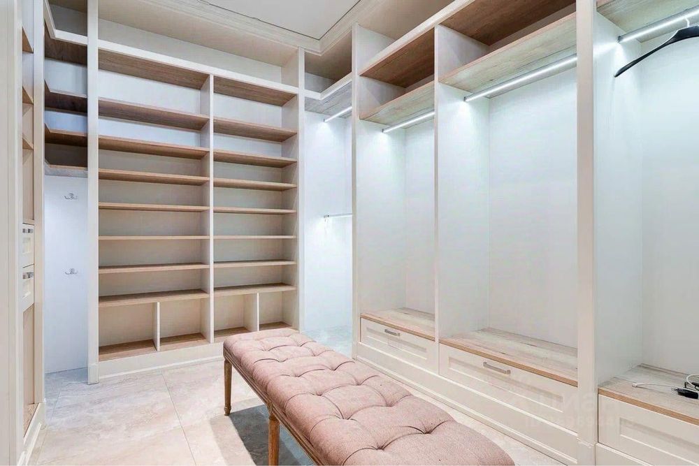 Сдается новый большой особняк на Новомосковском!