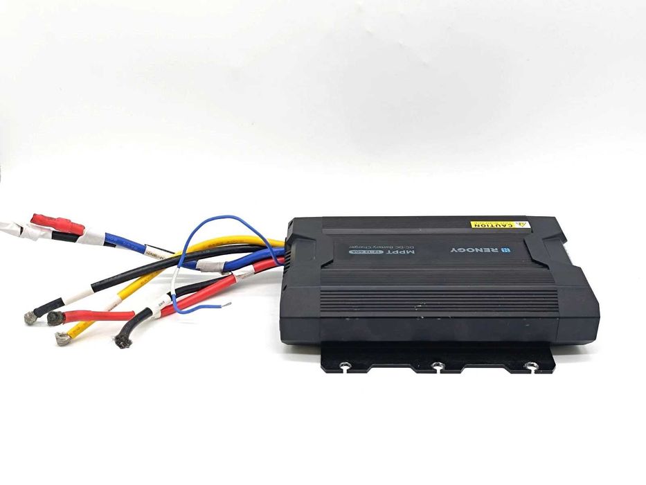 комбиниран контролер Renogy  12V DC-DC 40A MPPT и  RENOGY 12V 30A DC-DC алтернатор charger +MPPT 30V