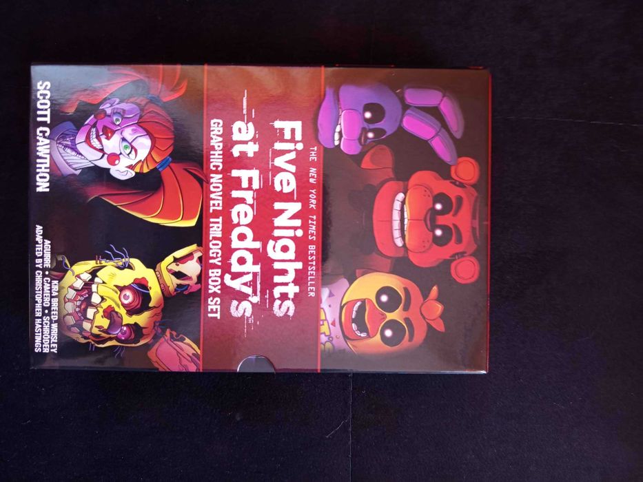 Five Nights at Freddy's Silver eyes/Twisted Ones/ Fourth Closest Book set Graphic Novel