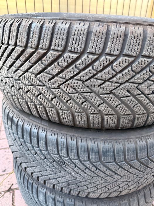 4 anvelope de iarna Pirelli Winter Scorpion 235/45 R21  DOT 2023