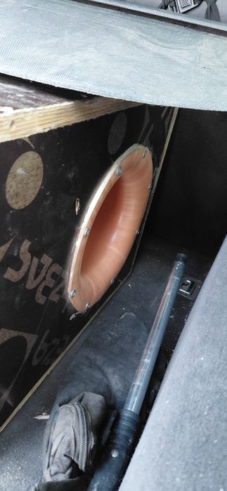 Продам саббуфер.