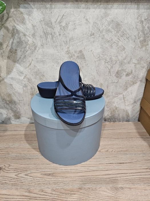 Продам обувь бу.