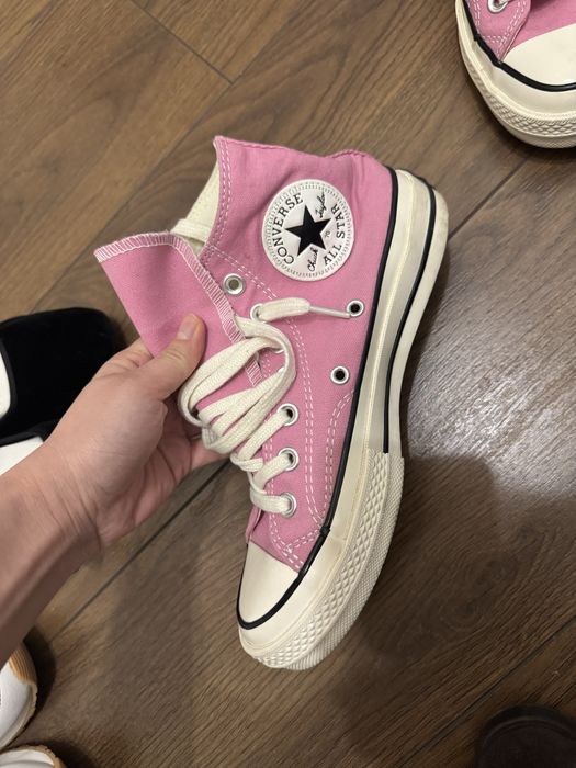 Продам женскую обувь