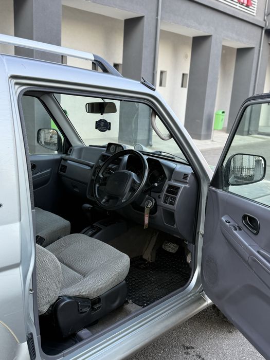 Mitsubishi Pajero Junior 1.1 4x4 AUTOMAT