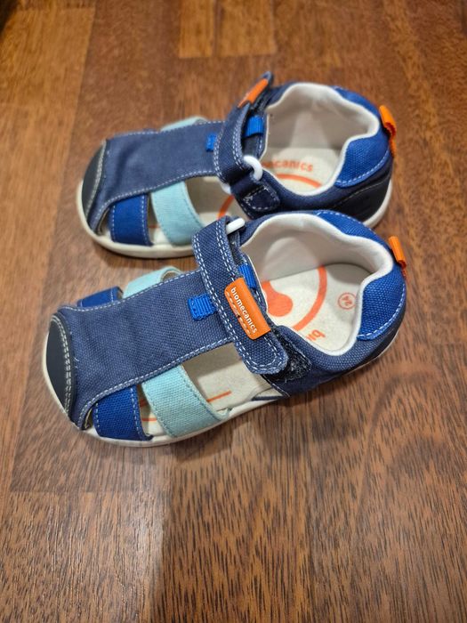 Sandale Biomecanics 23