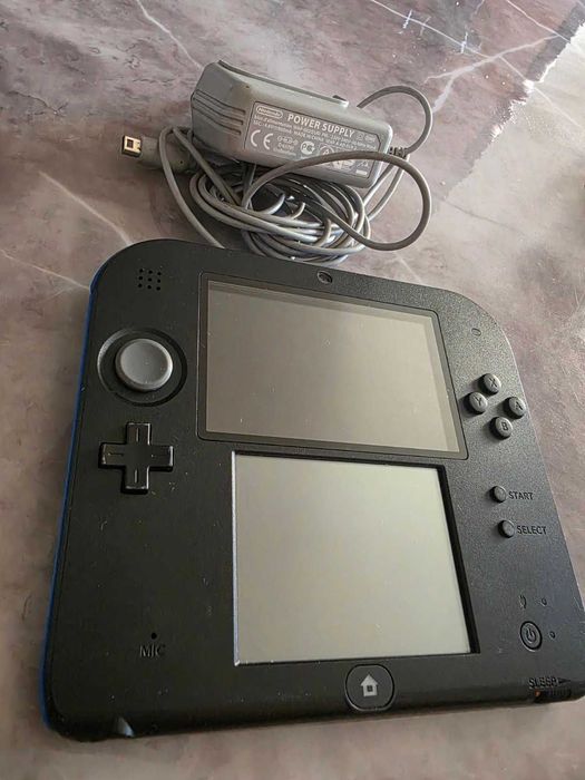 Конзола Nintendo 2DS
