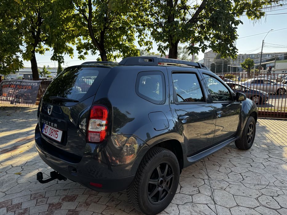 Dacia Duster 4+4 ,  1,5 Dci, 110 cp, An 2015