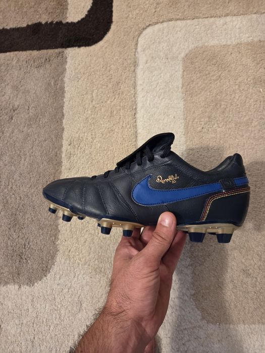 Vand ghete de fotbal Nike R10 Ronaldinho in stare foarte buna