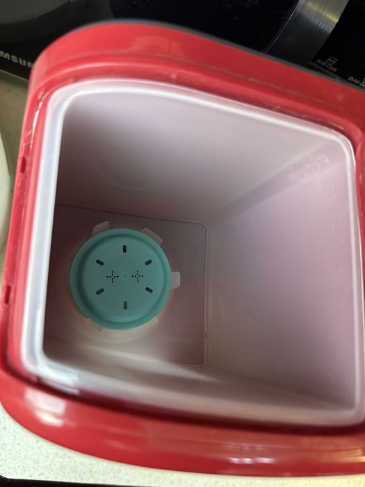 Електрически уред за приготвяне на адаптирано мляко Tommee Tippee