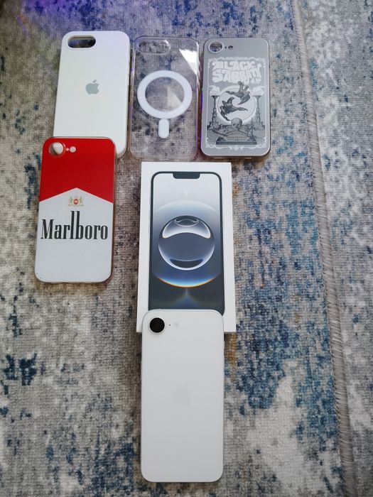 Продам iPhone 16e