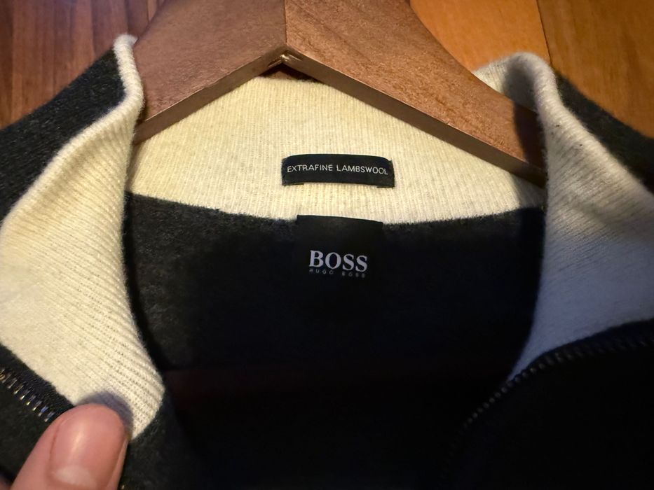 Hugo Boss вълнен пуловер