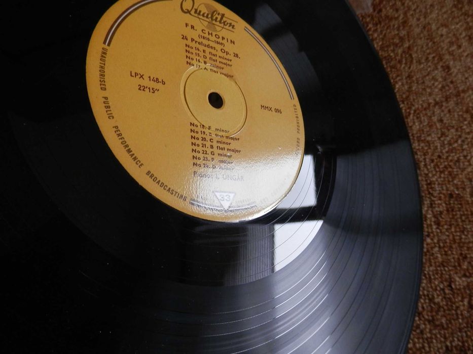 грамофонни плочи с класическа музика