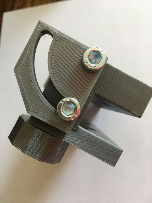 Sablon mobila din plastic dur forma U pt ericsoane gauri de 5/7mm