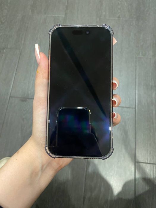 Телефон Iphone 15 pro