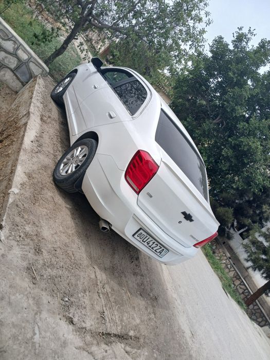 Chevrolet Cobalt 2019 — 3