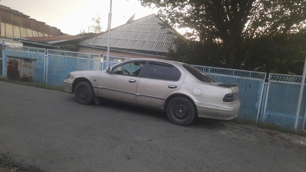 Ниссан максима 1995год
