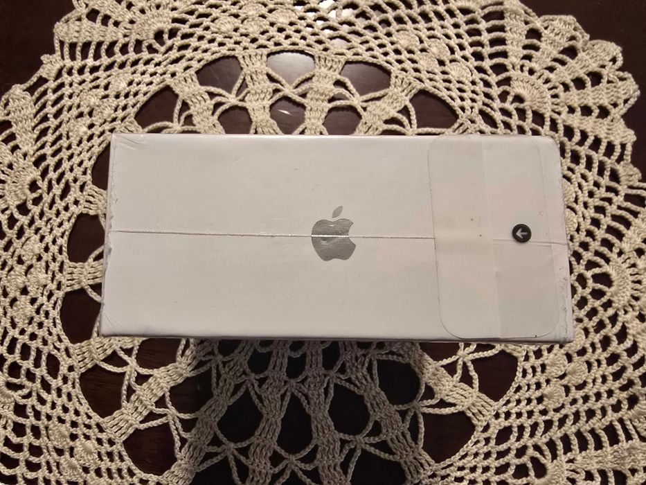 Apple Airpods Pro with MagSafe charging case - неразопакован