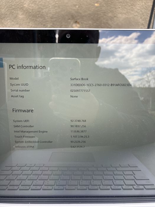 Microsoft surface book 1703