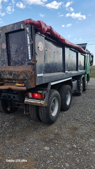 Mercedes Actros 3246