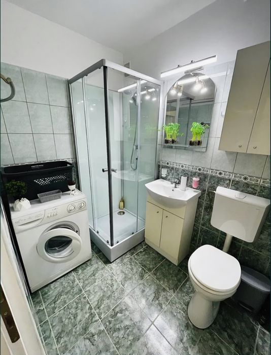 Închiriez apartament cu 1 camera