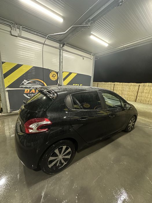 PEUGEOT 208 2013 — imagine 3