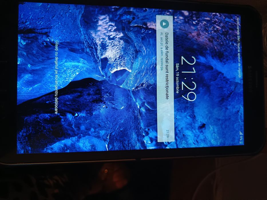 Vând tableta Samsung Galaxy