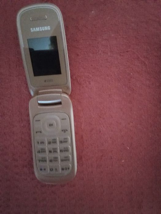 Продам новый кнопочный телефон