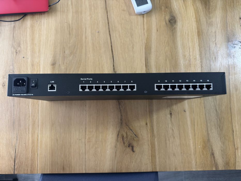 Moxa NPort 5610-16 server seriale