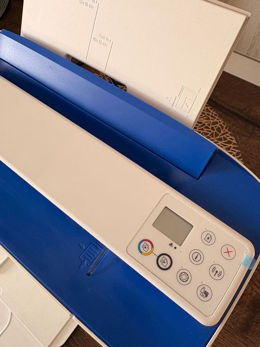 Мултифункционален принтер HP DeskJet 3760