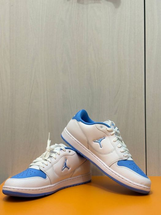 Jordan Court Connect Low