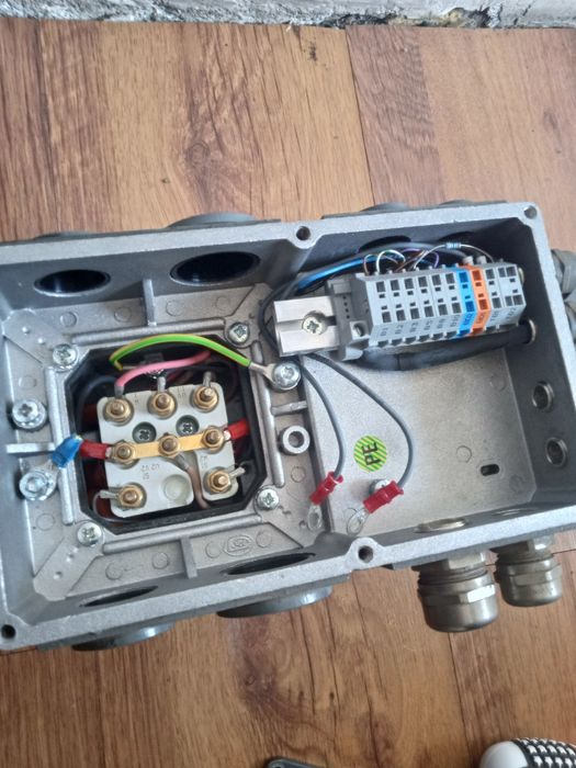 Электродвигатель Lenze