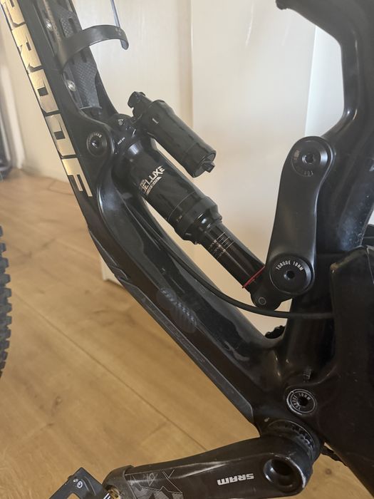 Nukeproof giga 2023