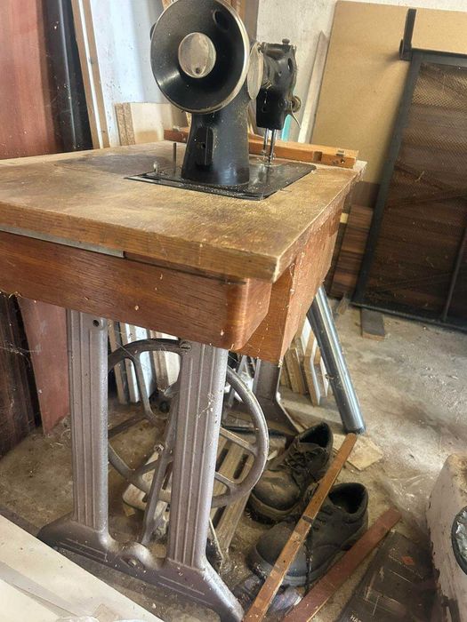 Стара Шевна машина