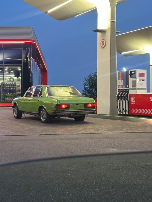 Mercedes-Benz W123