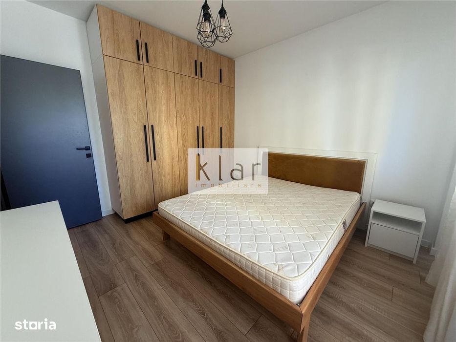 Apartament 2 camere zona Regal cu terasa mare