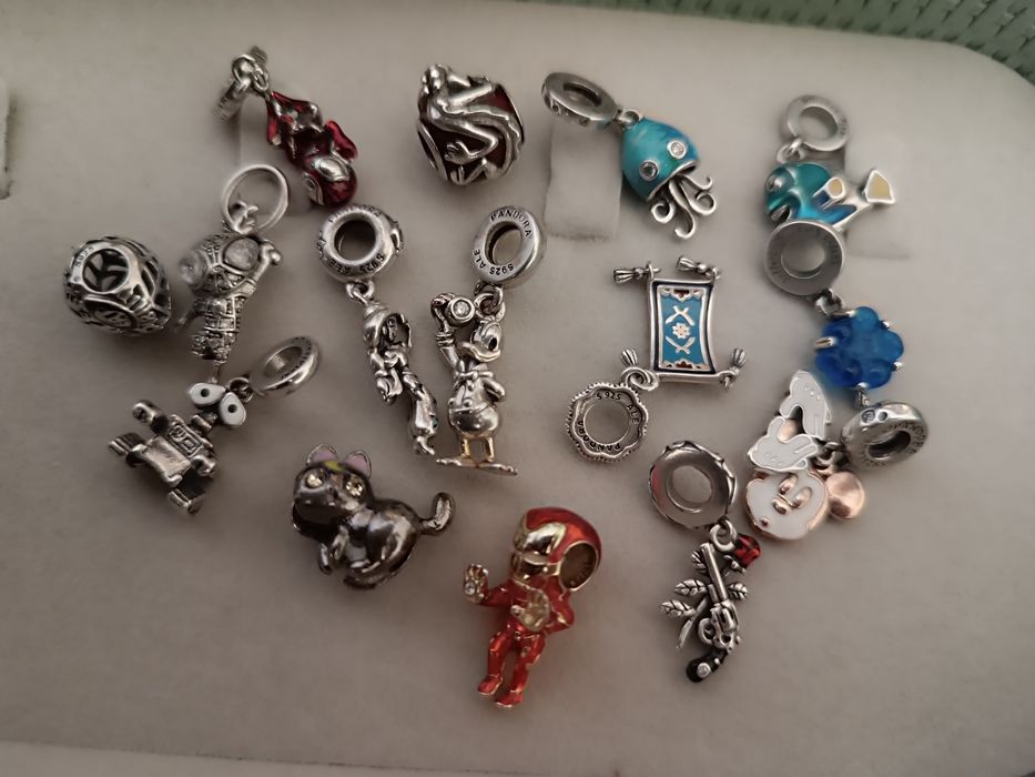 Талисмани и гривни Пандора