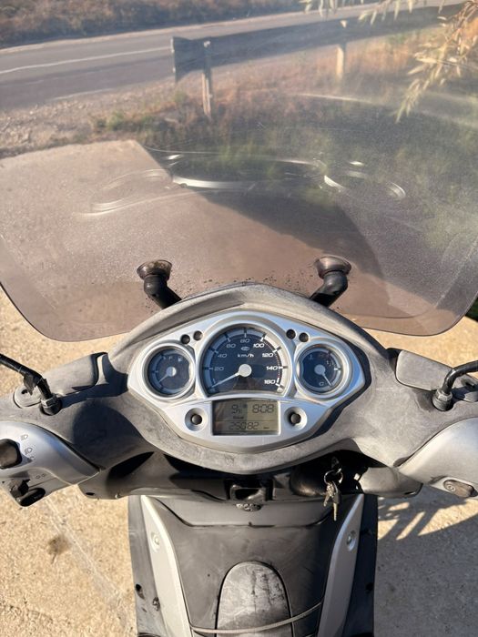 Scuter Yamaha Xcity 125 CC se conduce cu permis B!